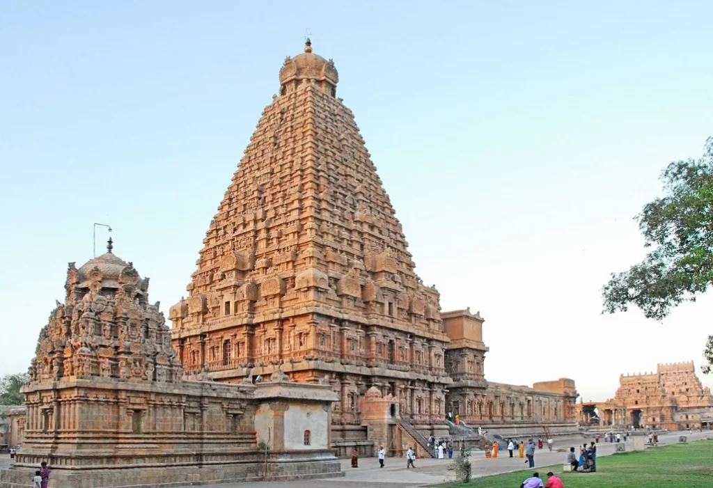 Dakshina Meru | The Brihadeswara Temple