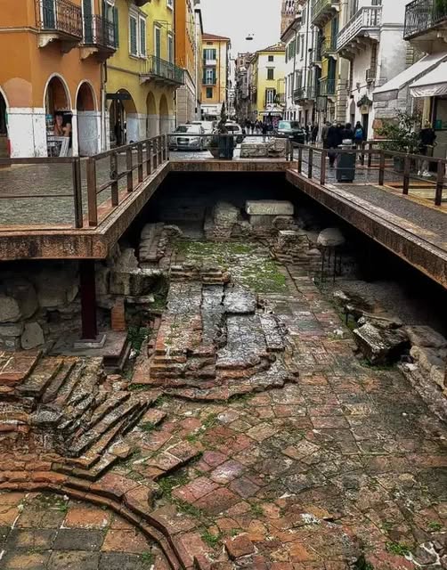 Buried Beneath Verona: Uncovering the Lost Roman City Beneath Modern Streets