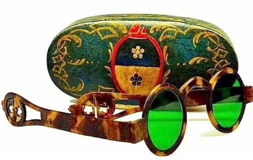 Venetian Innovation: 18th-Century Murano Glass Sunglasses and the Goldoni Style