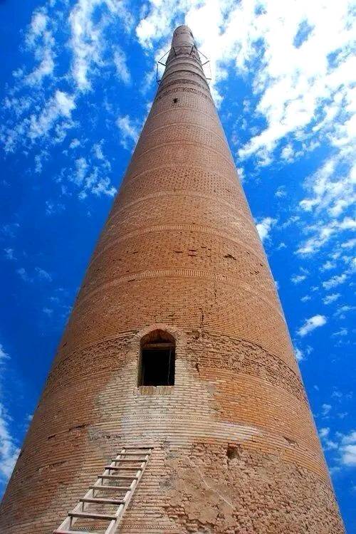 Brick Minaret of Kutlug Timur