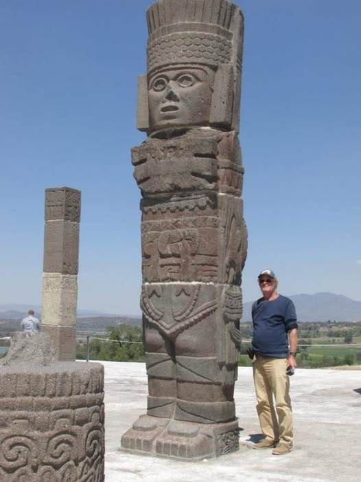 Atlantean statues of Tula