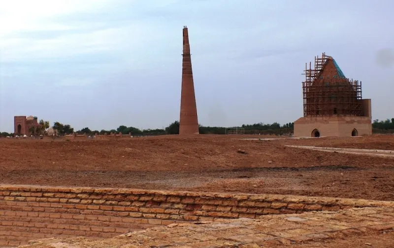 Brick Minaret of Kutlug Timur
