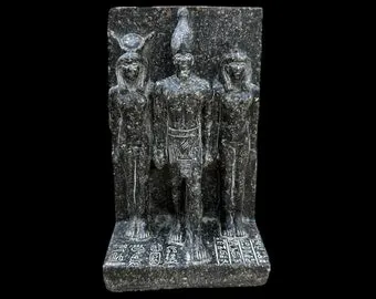 Pharaoh Menkaure statues