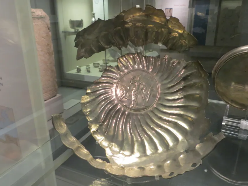 Roman Fluted Washing-Bowl Caubiac Treasure