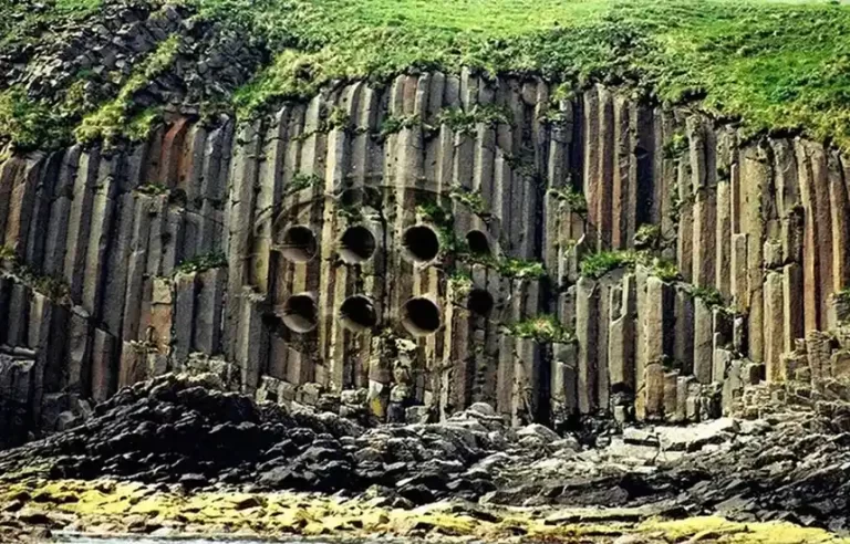 Baigong Pipes mystery