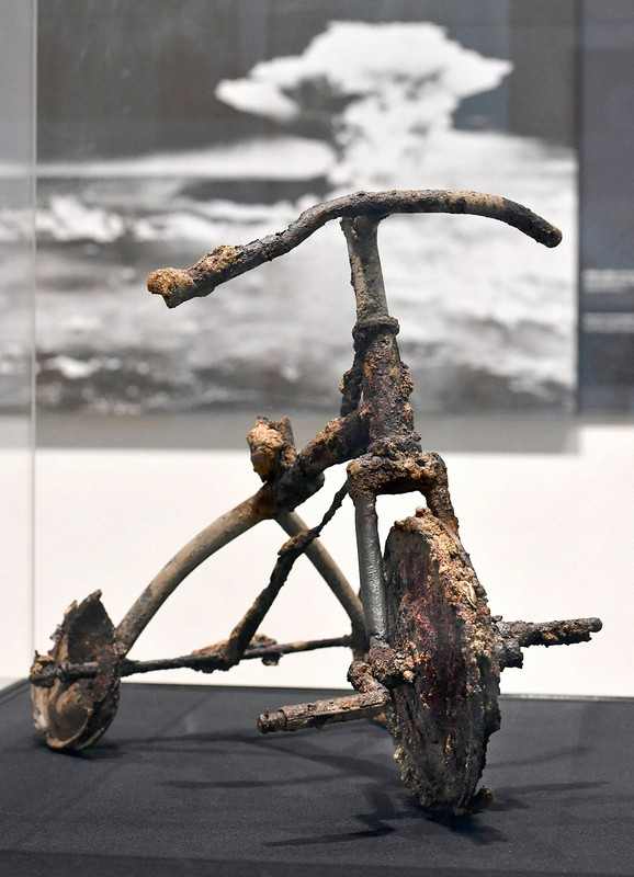 Hiroshima red tricycle story