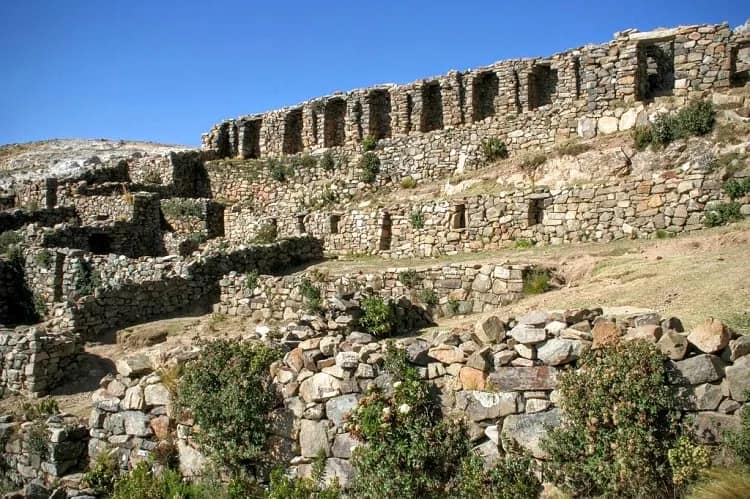 Inca ruins Isla del Sol Bolivia