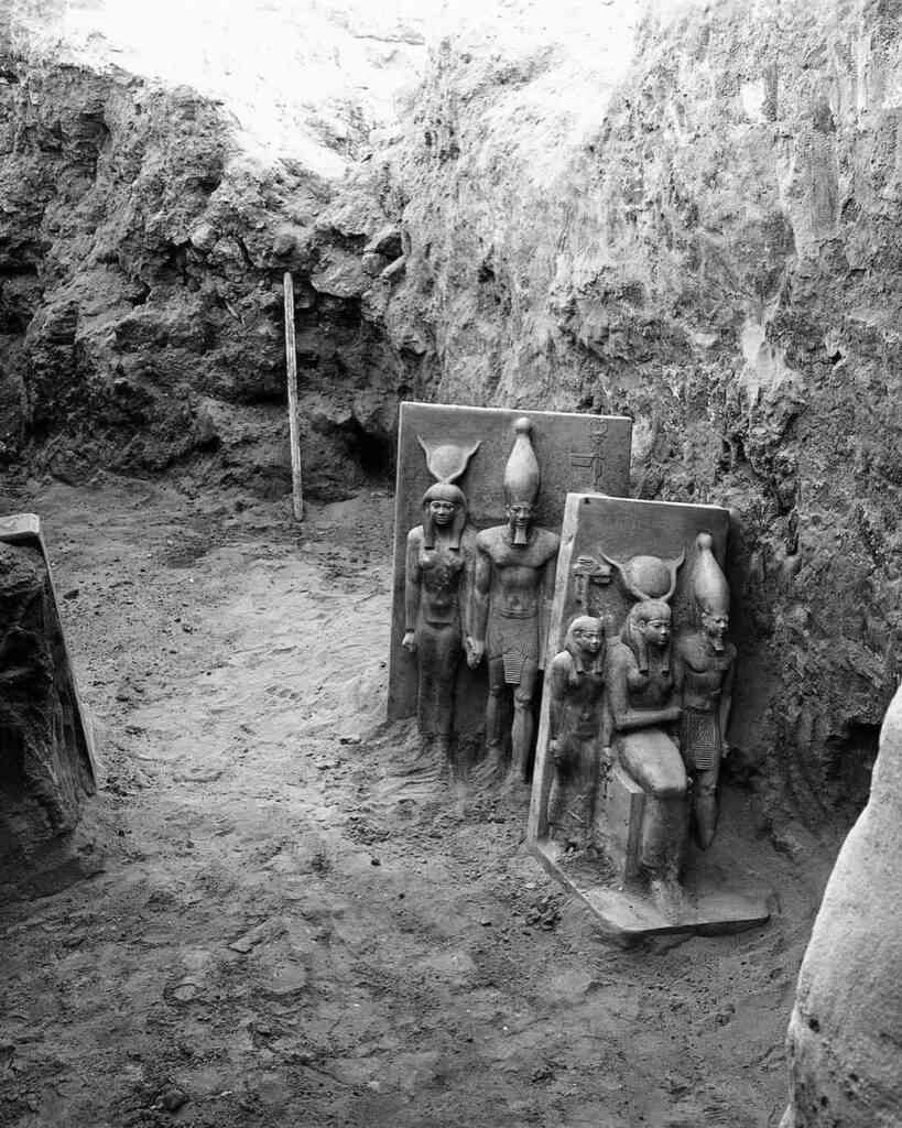 Pharaoh Menkaure statues discovery