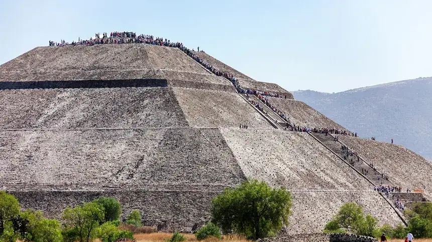 Pyramid of the Sun Teotihuacán