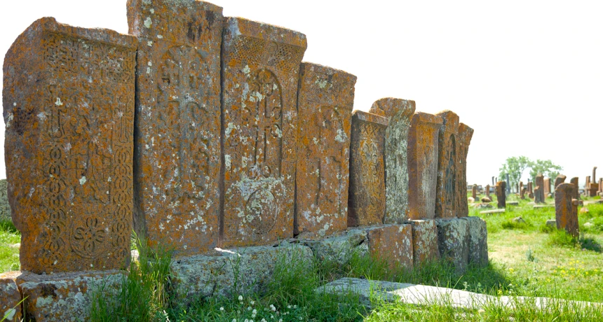 Noratus Cemetery wedding tombstone