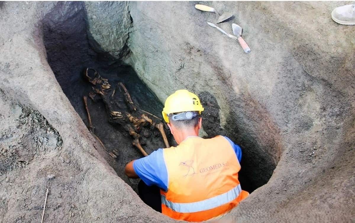 Pompeii necropolis discovery